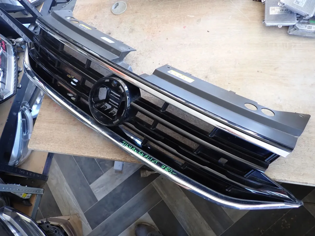 VOLKSWAGEN TIGUAN 5NA LIFT GRILL ATRAPA 5NA853651BF 5NA853651BJ 5NA853651BE