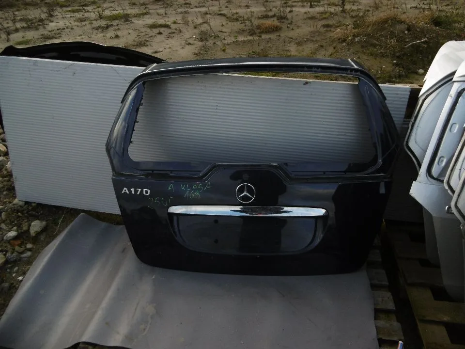 MERCEDES A KLASA W169 KLAPA TYŁ