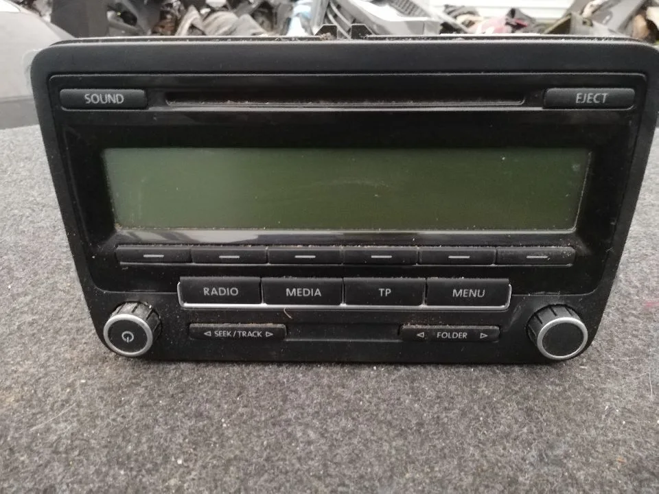 VW POLO GOLF RADIO 5M0035186AA