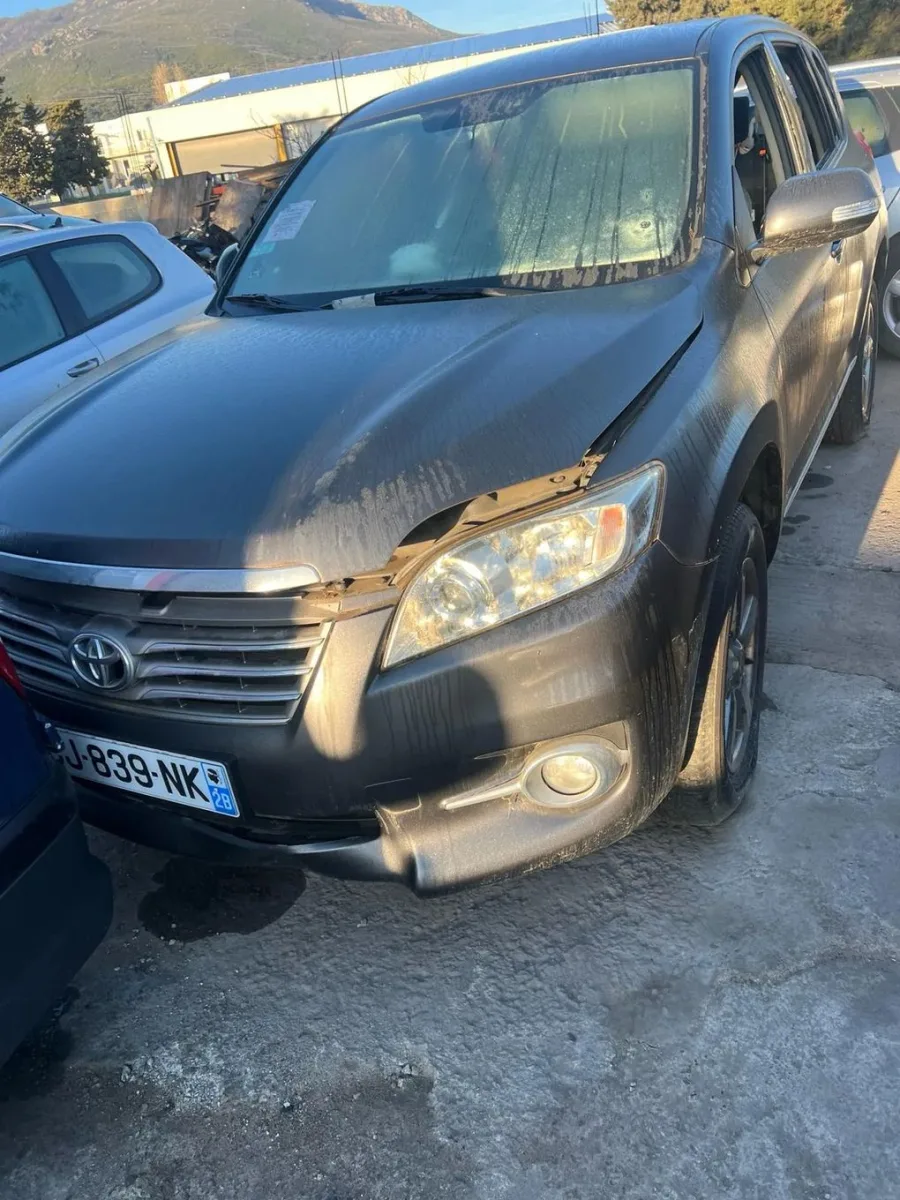 TOYOTA RAV4 III LIFT 09-12 FOTELE TAPICERKA KPL.