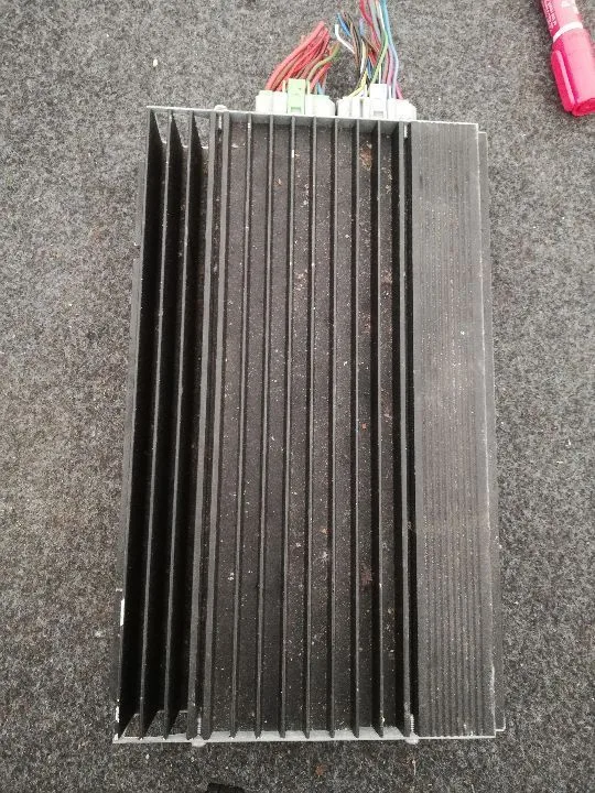 VW PASSAT B6 WZMACNIACZ 3C0035456A