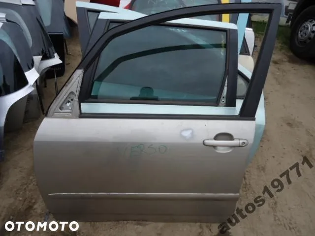 TOYOTA VERSO DRZWI LEWY PRZÓD PRZEDNIE