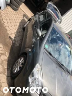 TOYOTA COROLLA VERSO MASKA 05-08