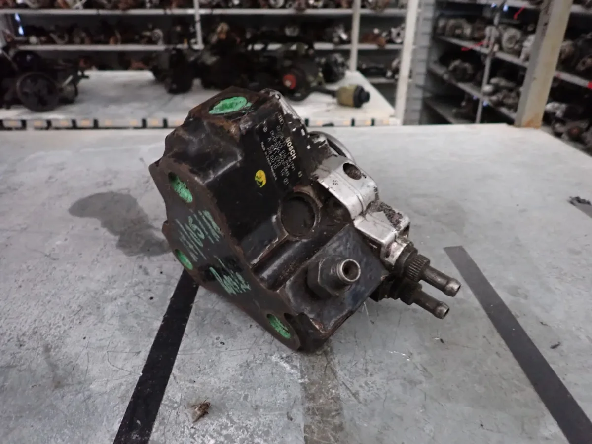 MERCEDES 2.2 2.7 CDTI POMPA WYSOKIEGO CIŚNIENIA WTRYSKOWA 0445010048