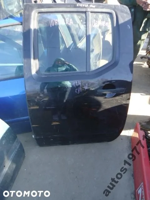 NISSAN NAVARA DRZWI LEWY TYŁ TYLNE KOMPLETNE