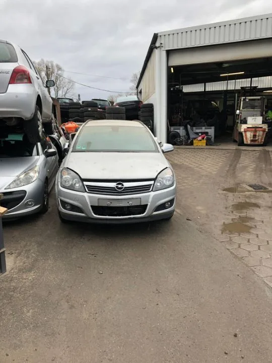 OPEL ASTRA H FOTELE