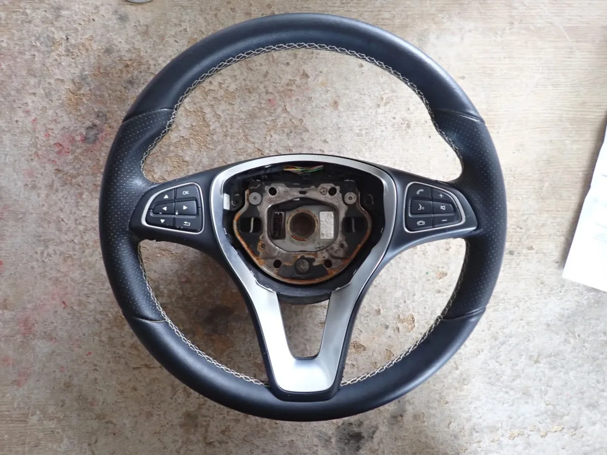 Mercedes Benz A Klasa W176 Kierownica