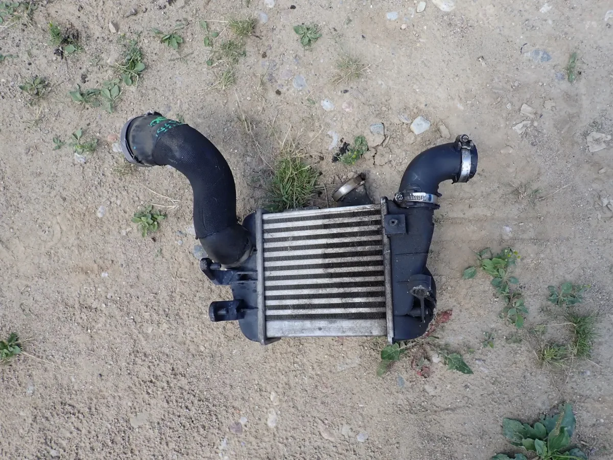 AUDI A4 B7 3.0 TDI INTERCOOLER CHŁODNICA POWIETRZA