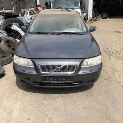 VOLVO V70 D5 2.4 185 KM LIFT WTRYSKIWACZE ROK2007